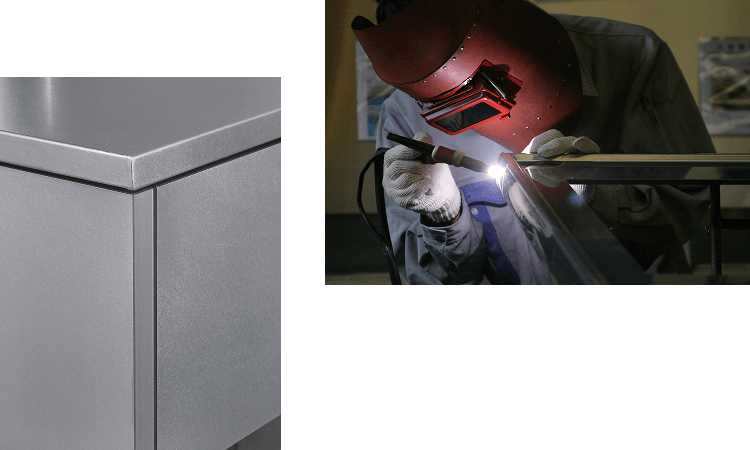 職人による丁寧なものづくり